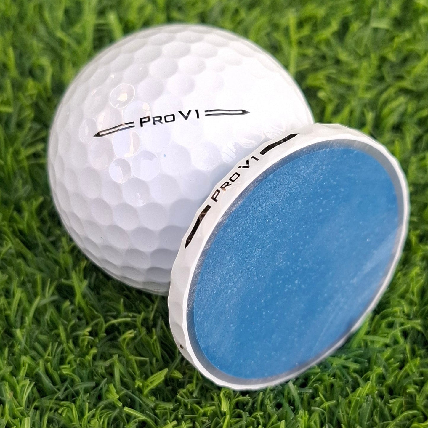 Titleist ProV1 - Central Slice