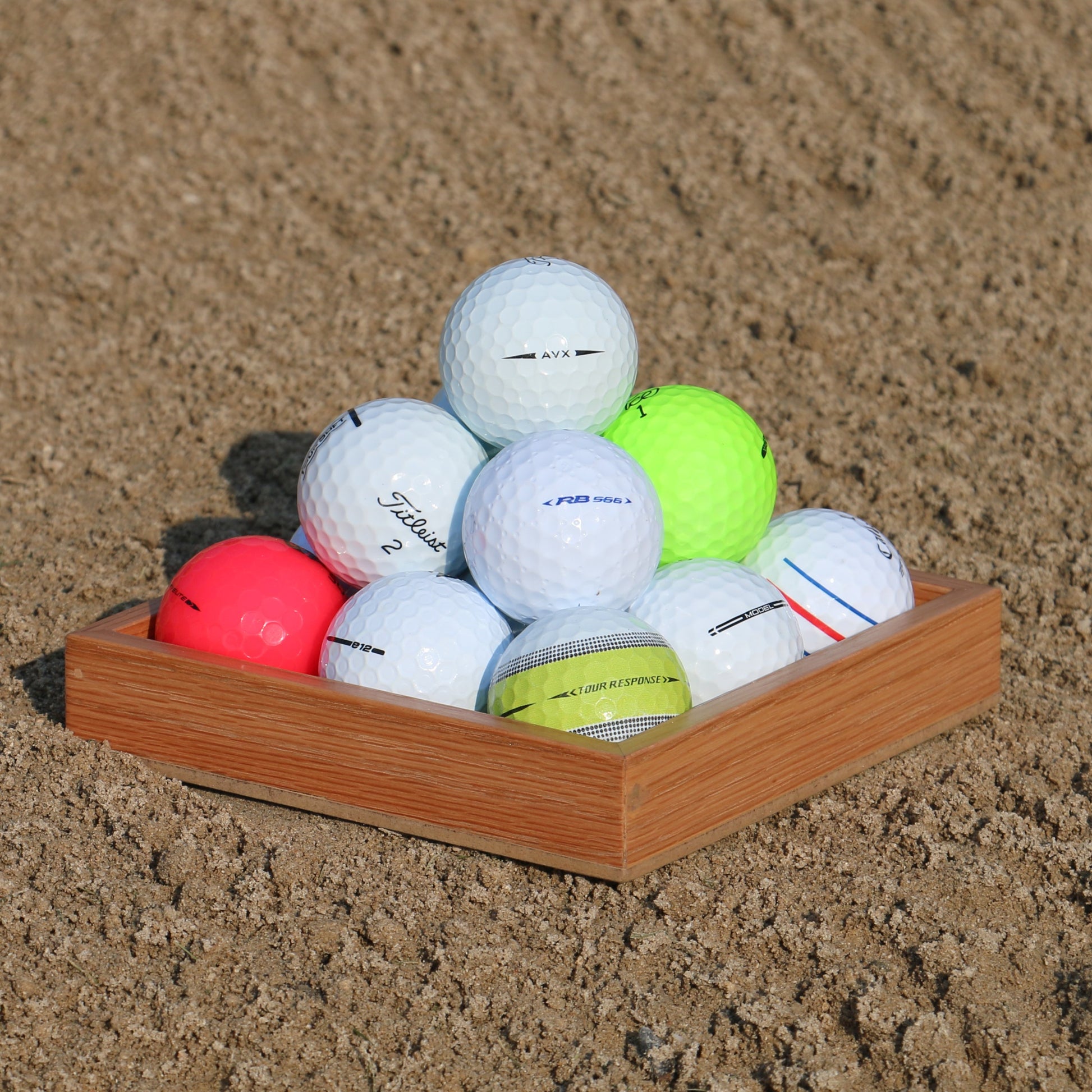 30 PREMIUM BALLS – GolfBallsHUB